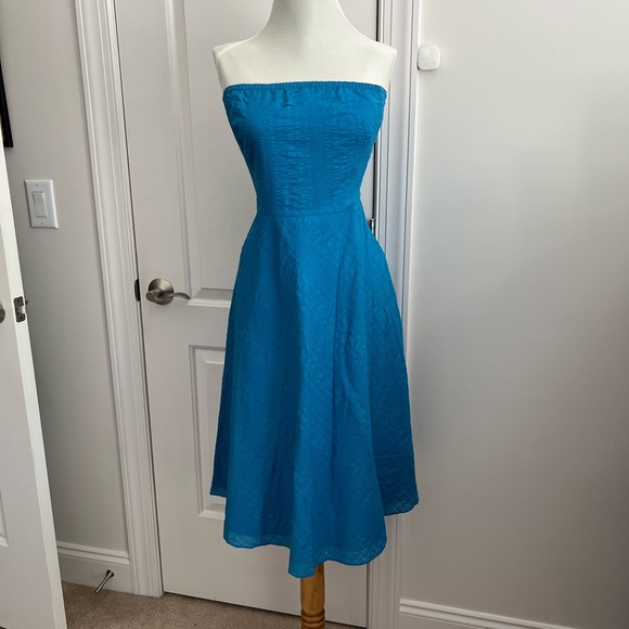Strapless cyan blue lightweight textured dress - Picture 1 of 7